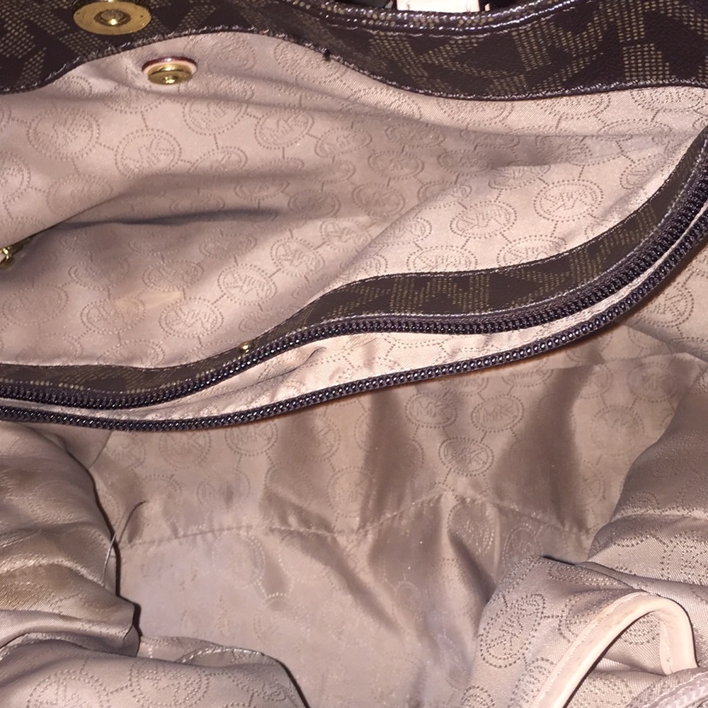 Purse - Picture 4 of 5